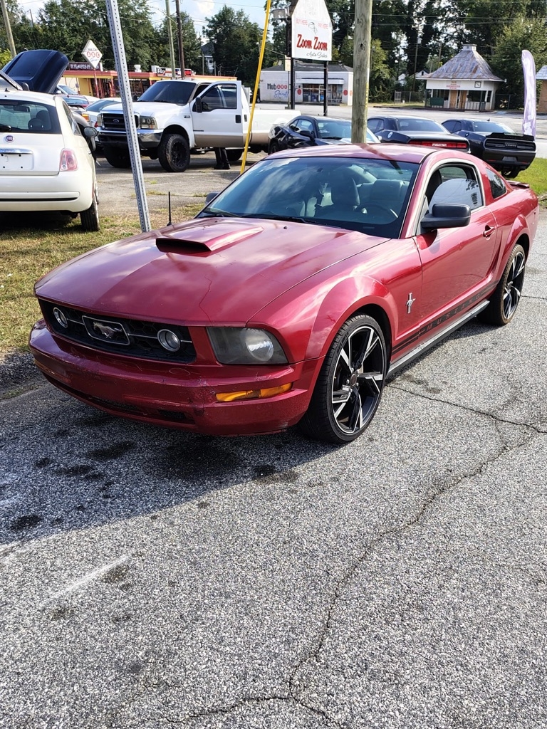 2008 Ford Mustang V6 DELUXE