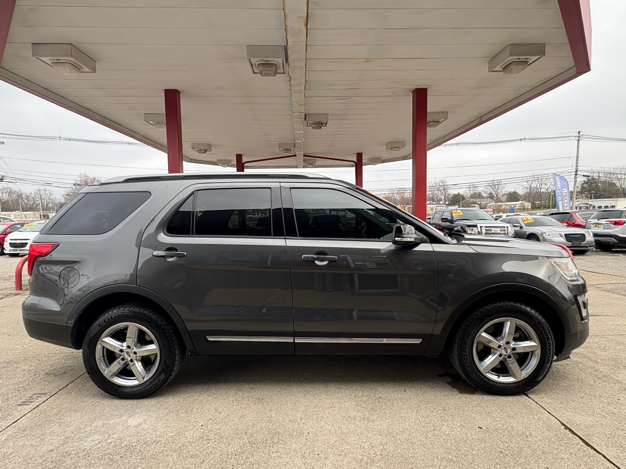 Ford Explorer XLT 4WD 2017