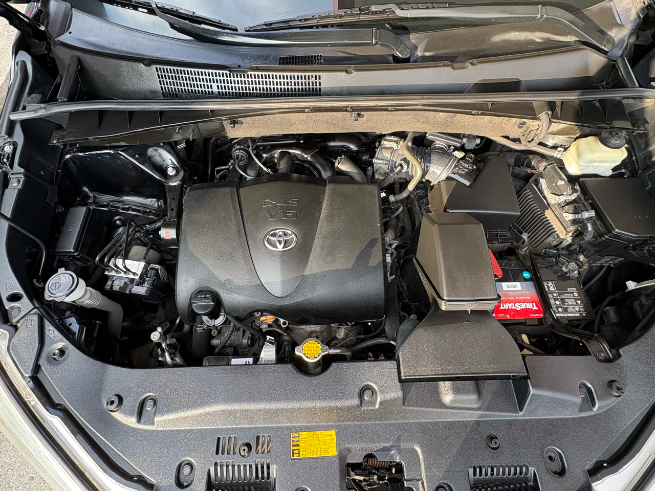 Toyota Highlander XLE AWD V6 2017