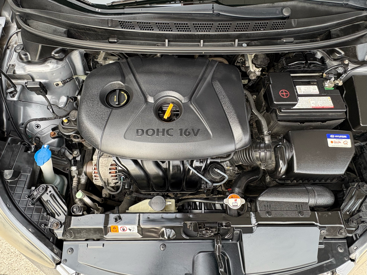 Hyundai Elantra GLS M/T 2013