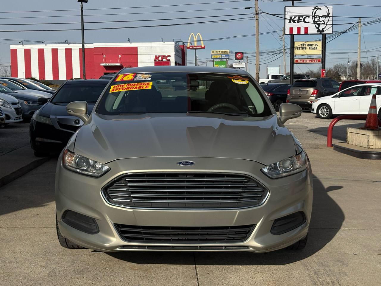 Ford Fusion SE 2016