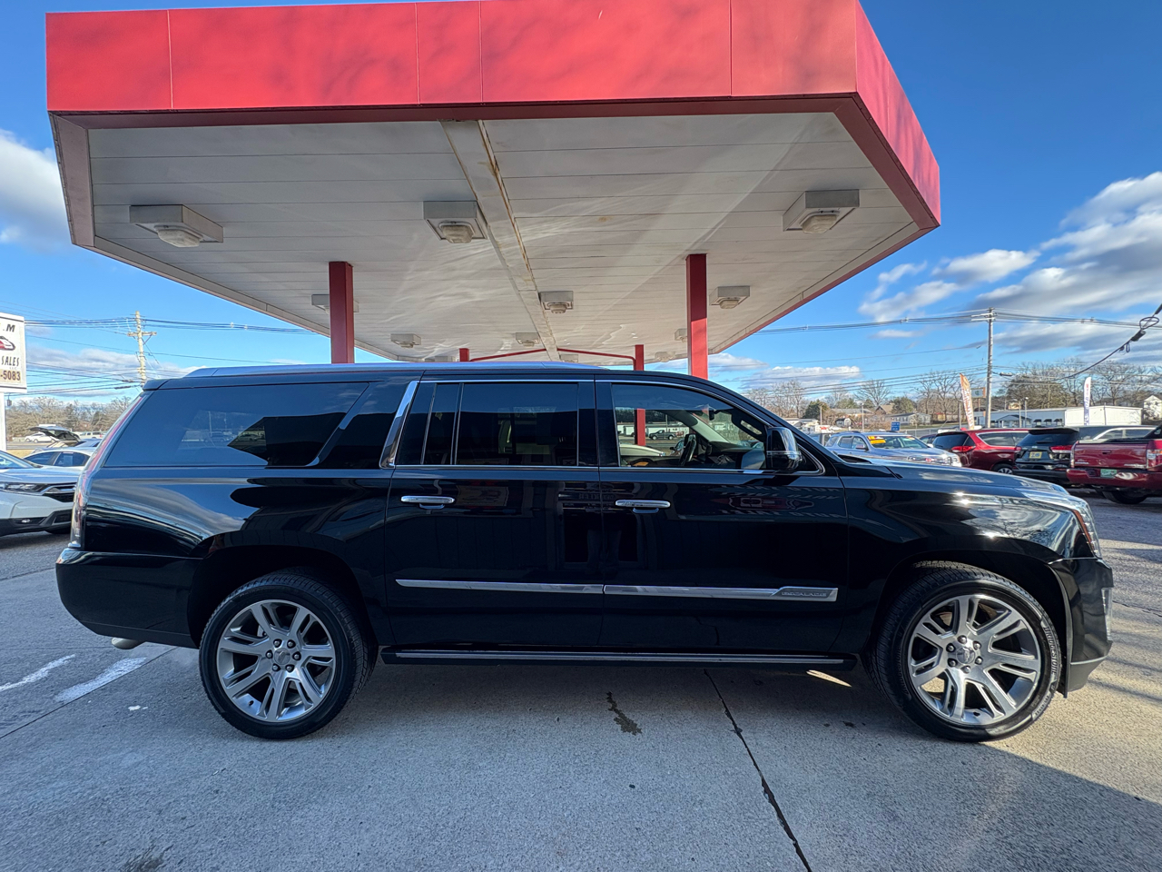 Cadillac Escalade ESV Premium 4WD 2016