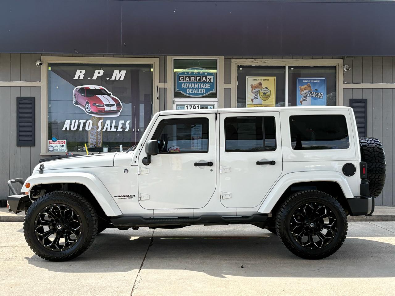 Jeep Wrangler Unlimited Sahara 4WD 2012