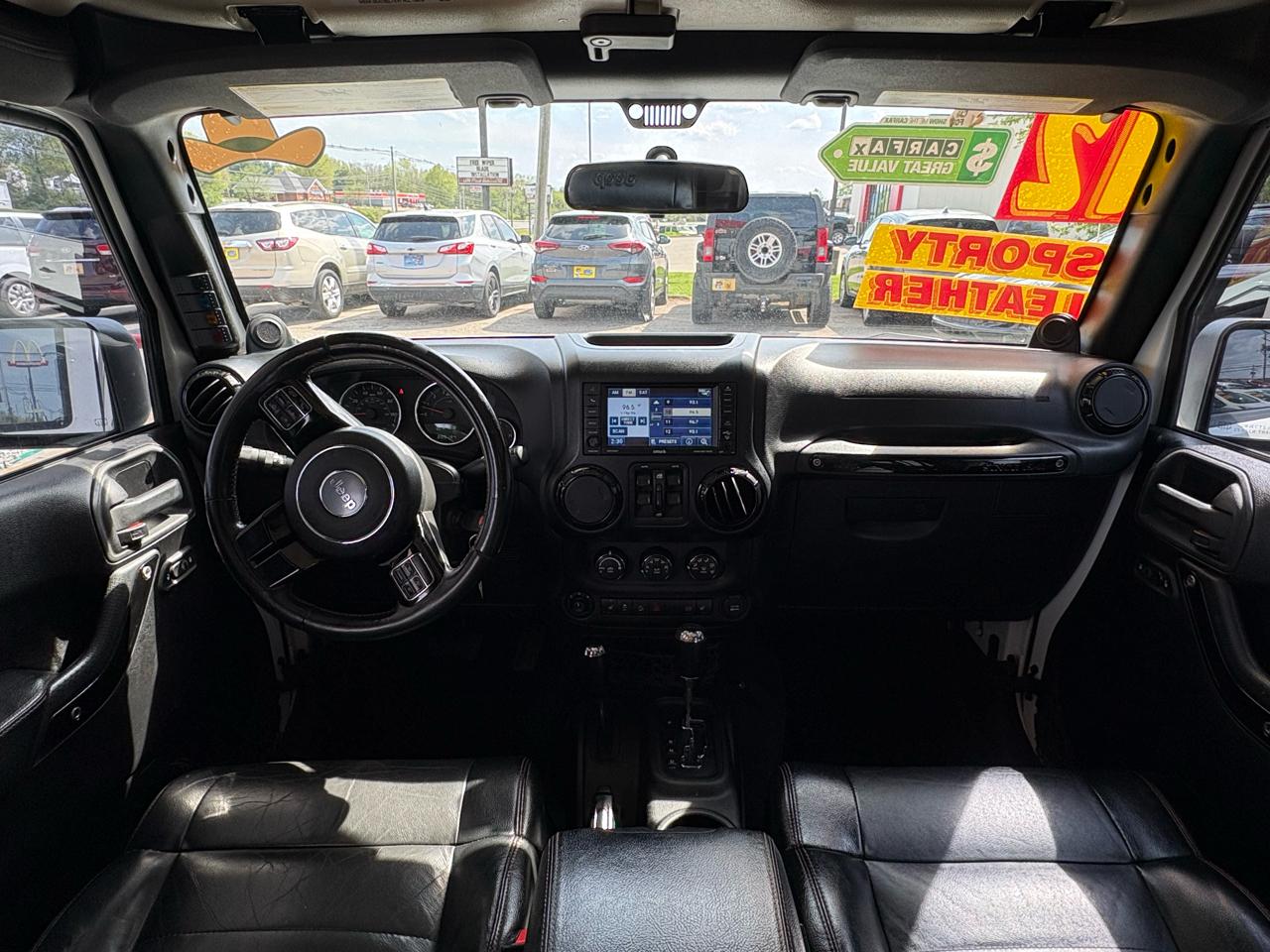 Jeep Wrangler Unlimited Sahara 4WD 2012