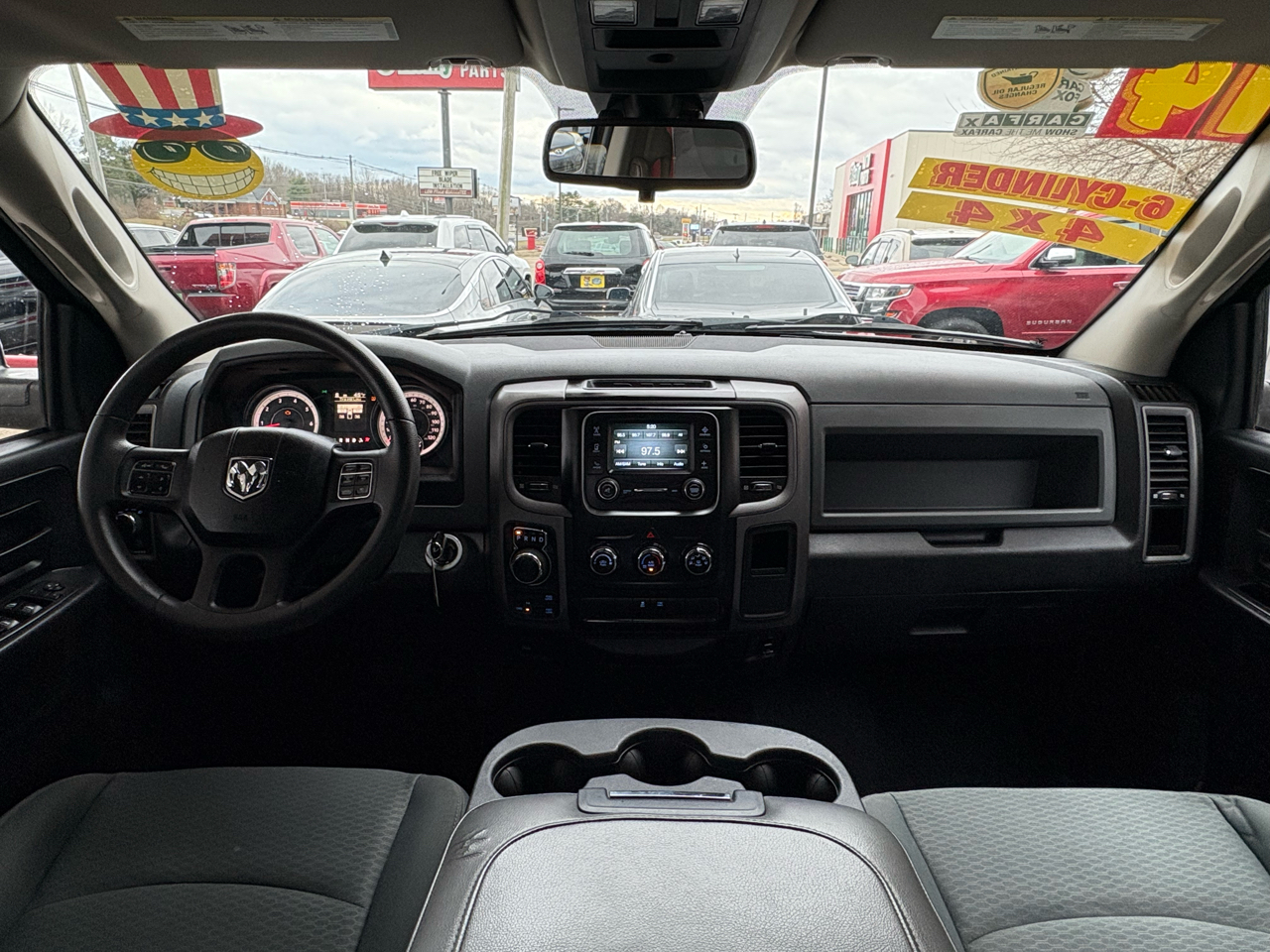 RAM 1500 Tradesman Quad Cab 4WD 2014