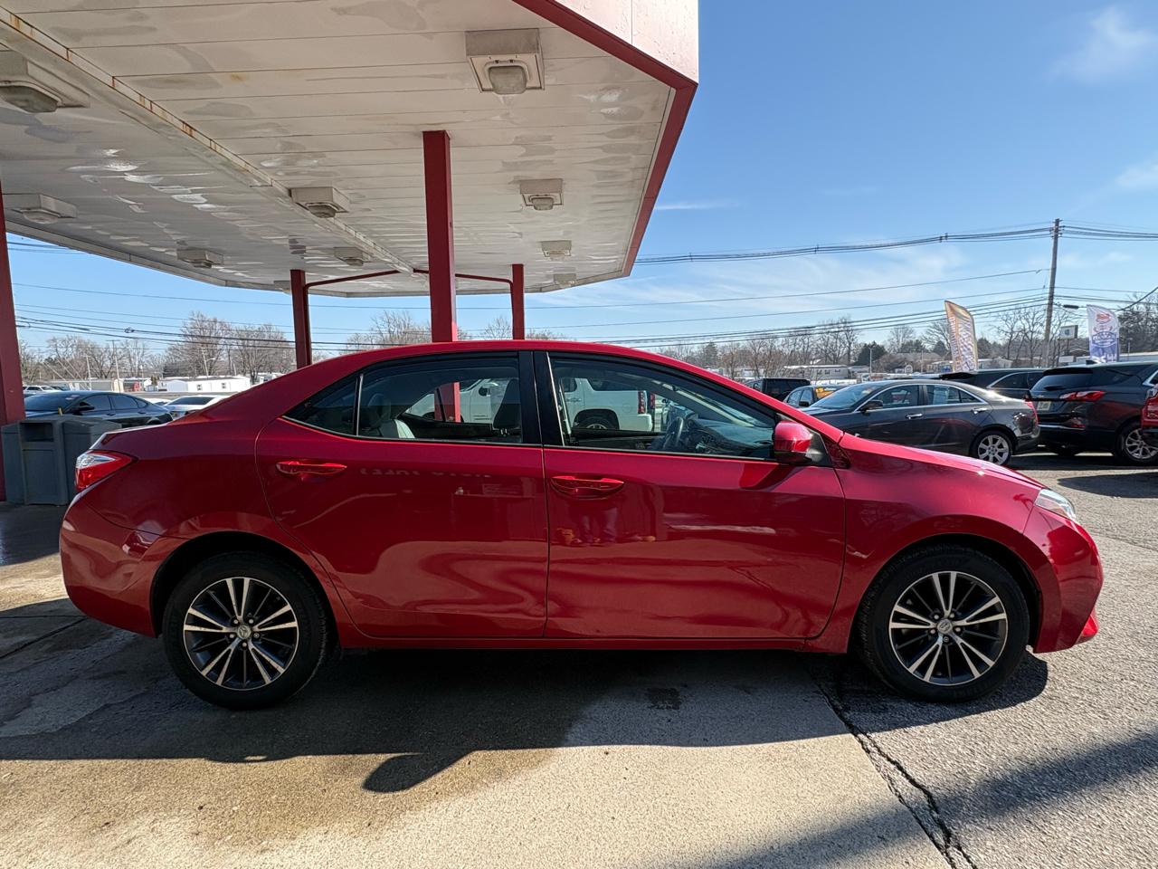 Toyota Corolla LE CVT 2016