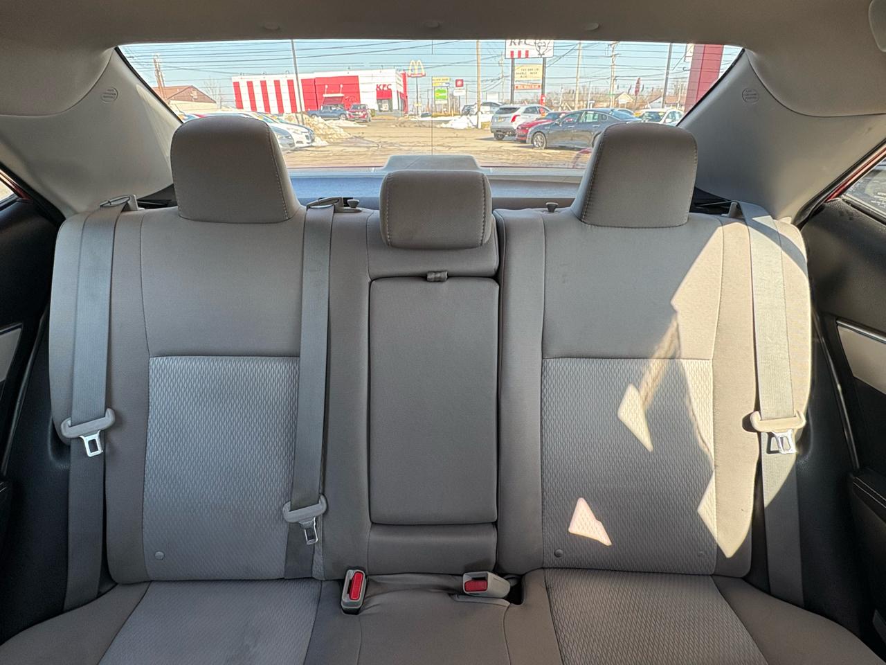 Toyota Corolla LE CVT 2016