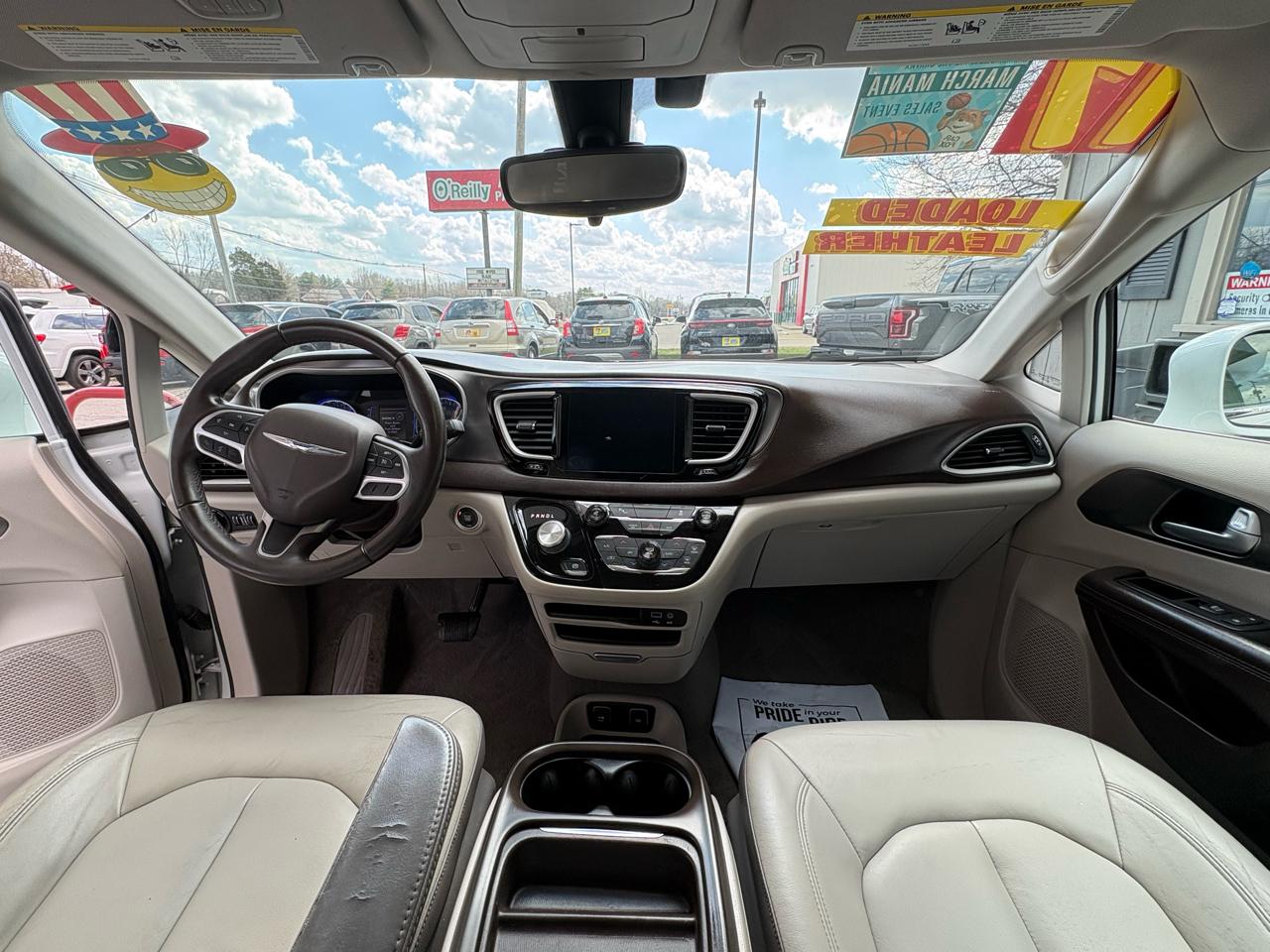 Chrysler Pacifica Touring-L 2017