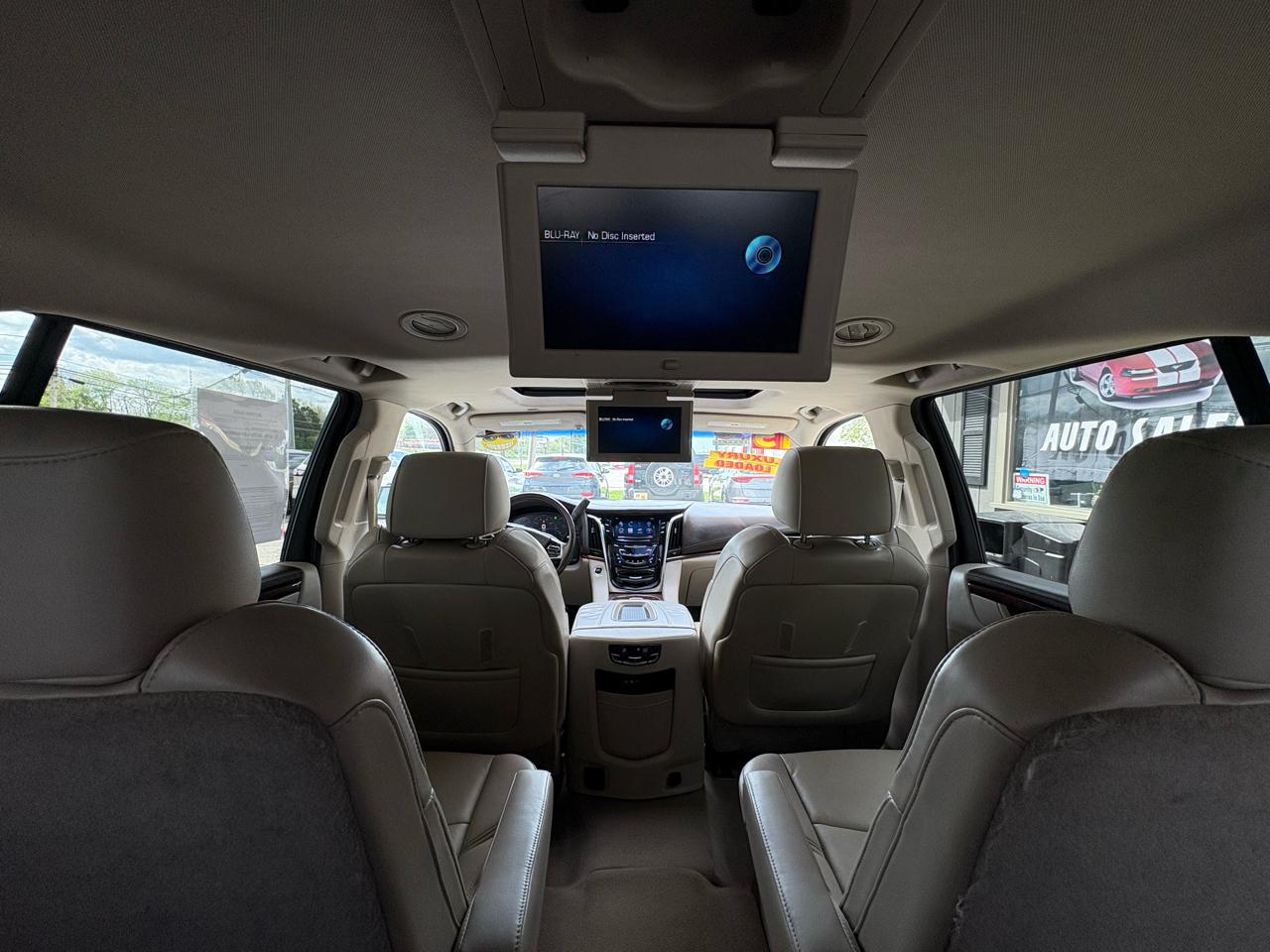 Cadillac Escalade ESV Luxury 4WD 2015