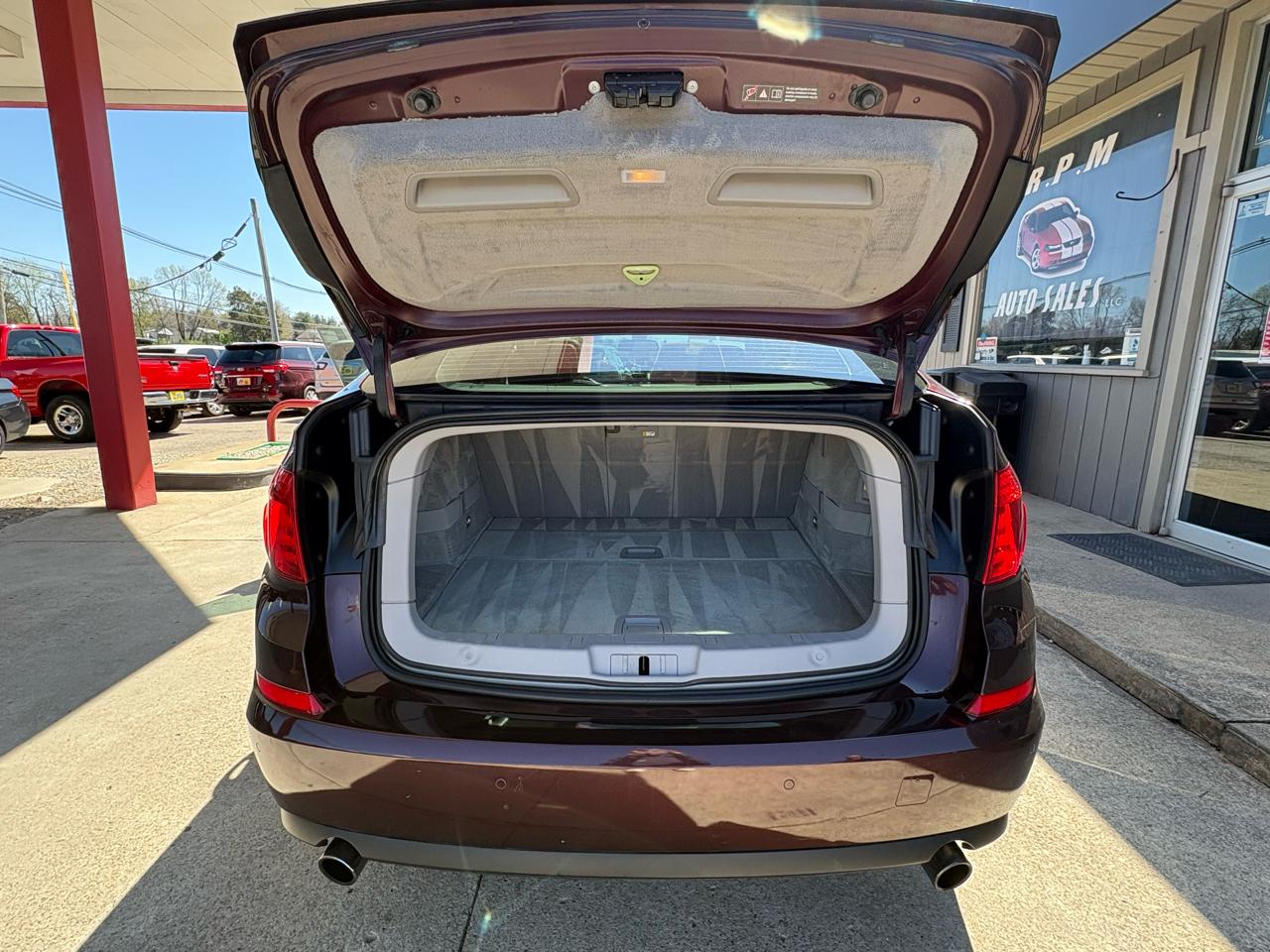 BMW 5-Series Gran Turismo 535i xDrive 2013