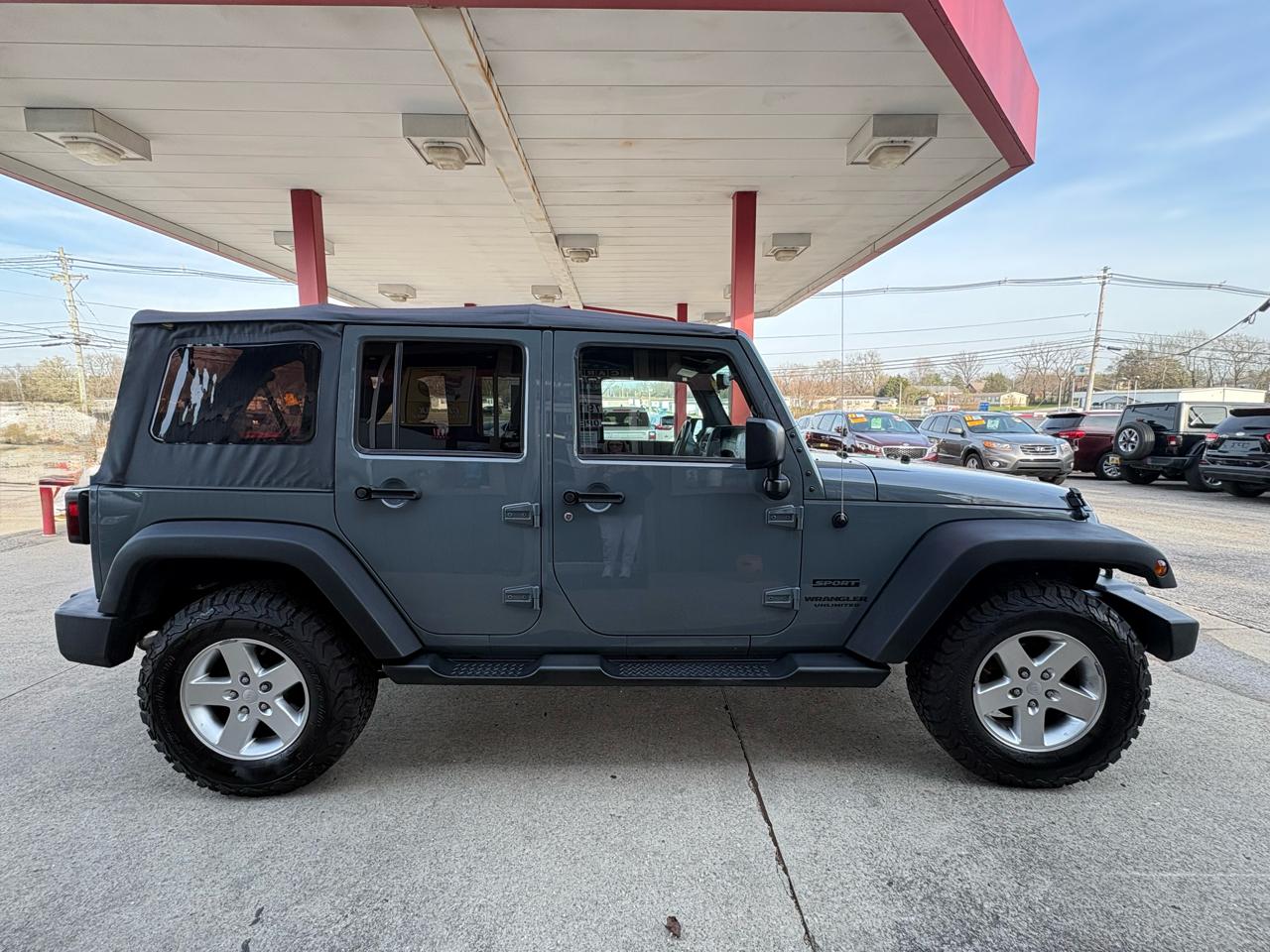 Jeep Wrangler Unlimited Sport 4WD 2015
