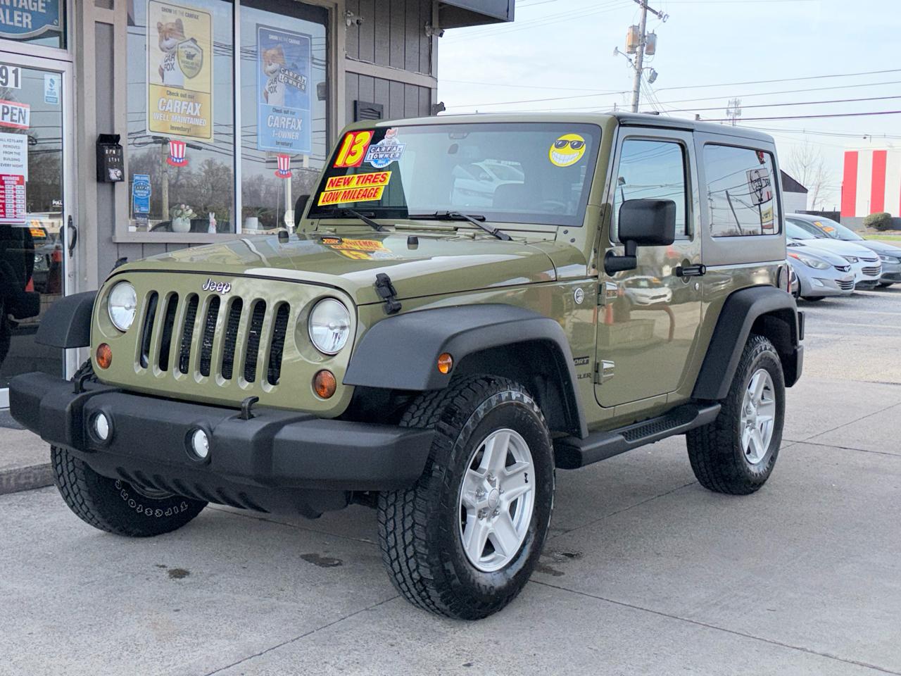 Jeep Wrangler Sport 4WD 2013
