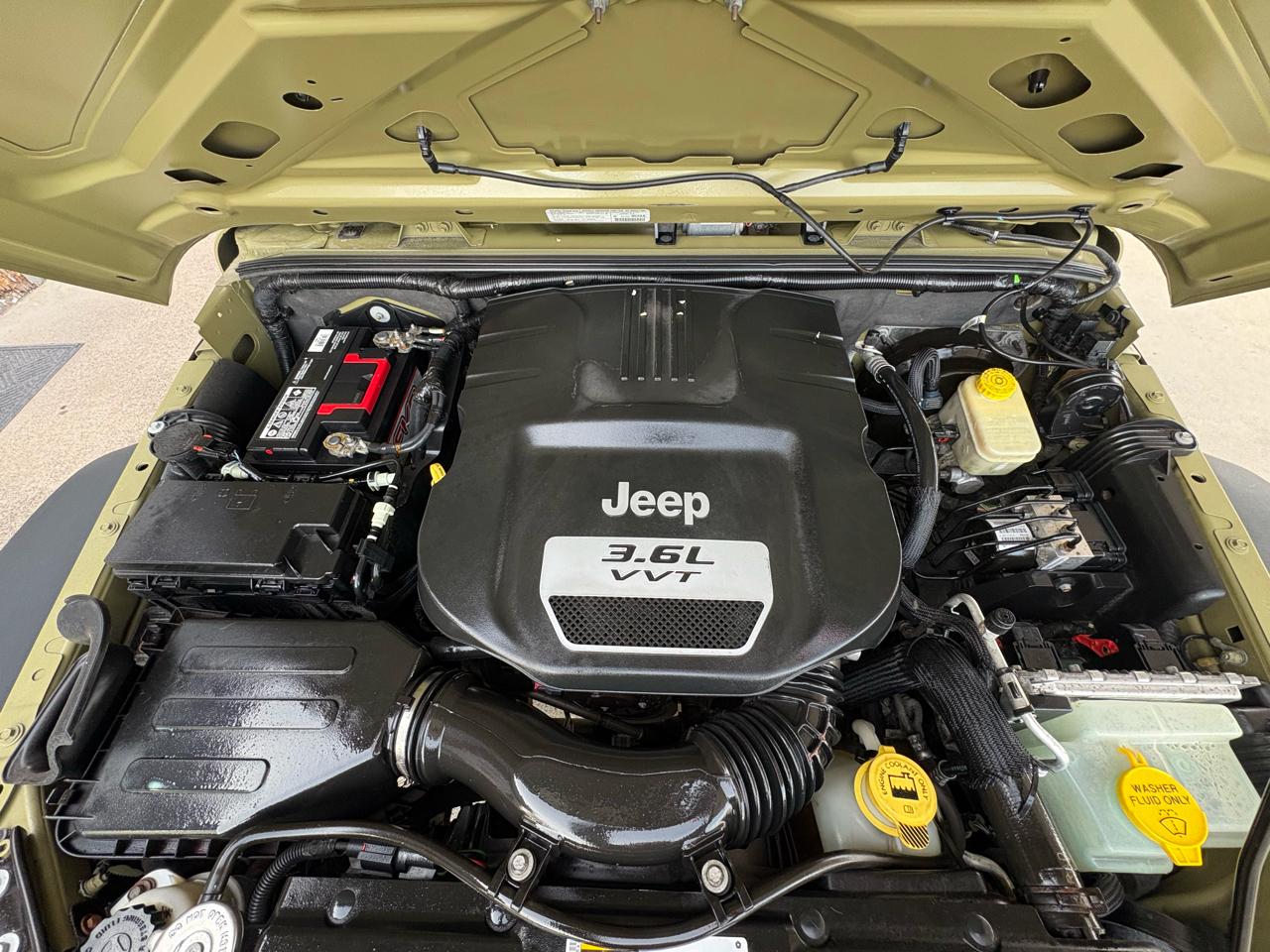 Jeep Wrangler Sport 4WD 2013