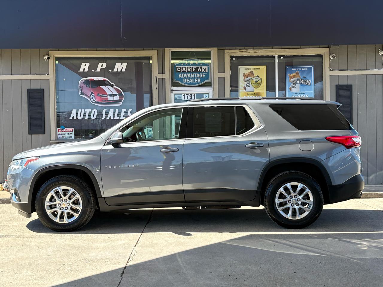 2021 Chevrolet Traverse LT Cloth FWD