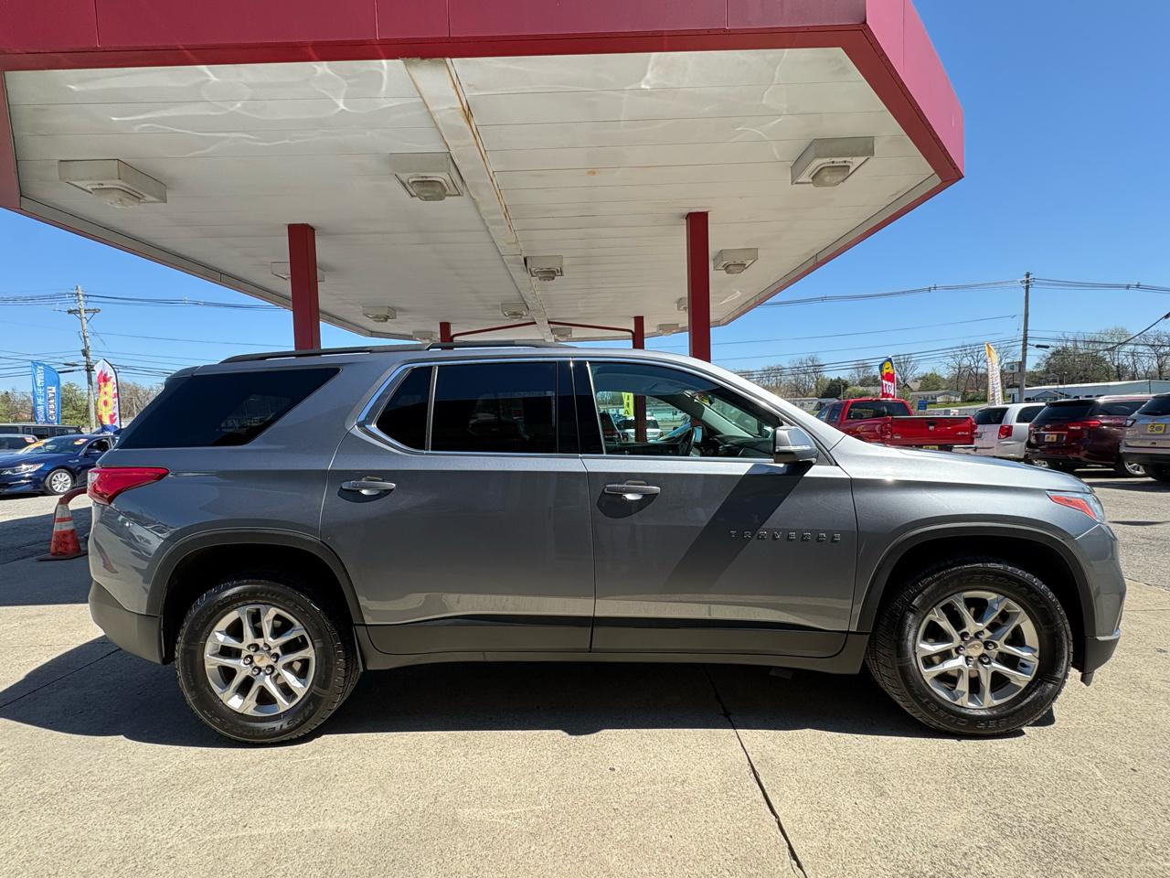 Chevrolet Traverse LT Cloth FWD 2021