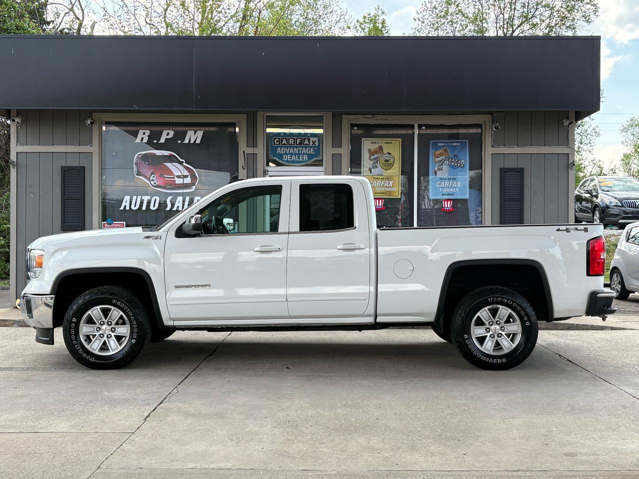 GMC Sierra 1500 SLE Double Cab 4WD 2015
