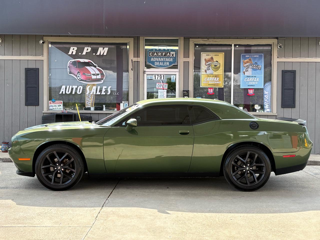 2021 Dodge Challenger SXT