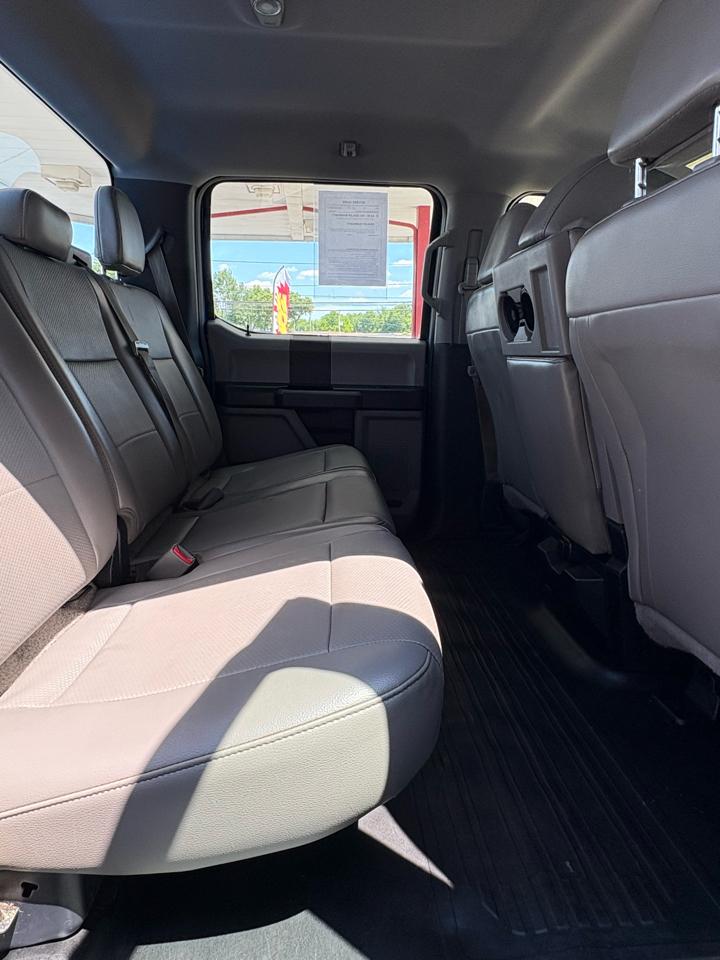 Ford F-150 XL SuperCrew 5.5-ft. Bed 4WD 2015