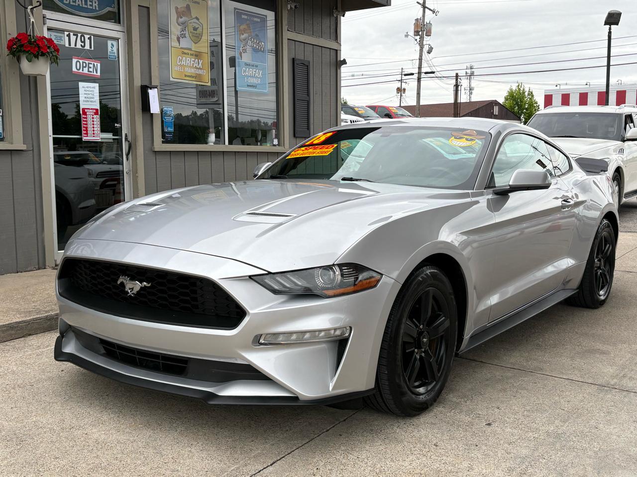 Ford Mustang EcoBoost Coupe 2018