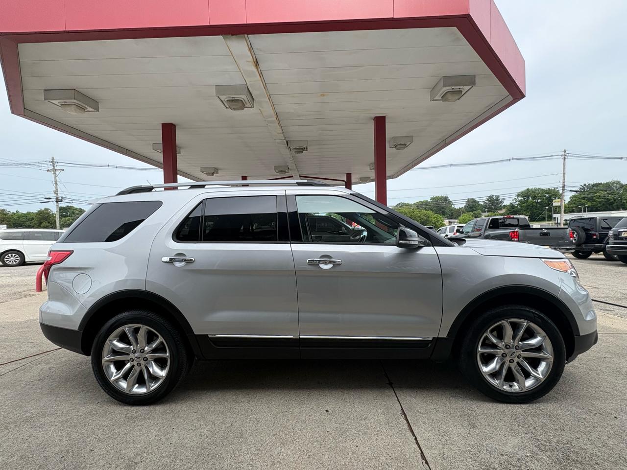 Ford Explorer XLT 4WD 2015