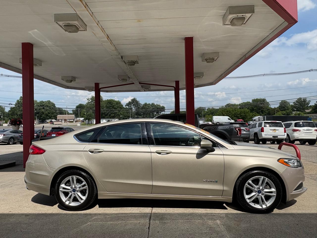 Ford Fusion Hybrid SE 2018