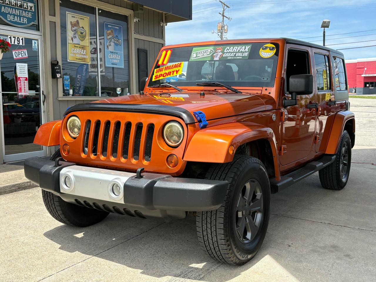 Jeep Wrangler Unlimited Sahara 4WD 2011