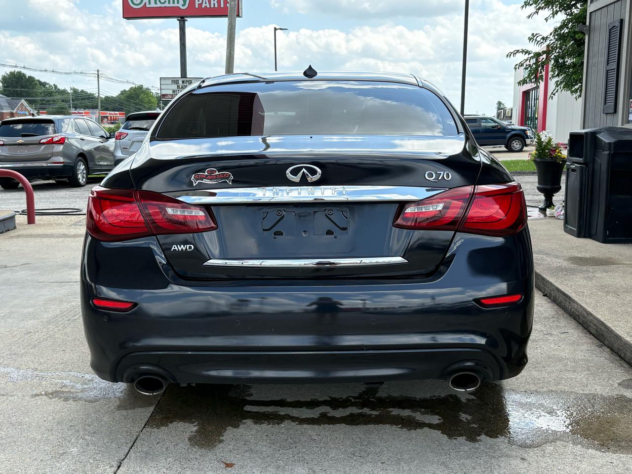 Infiniti Q70 3.7 AWD 2018