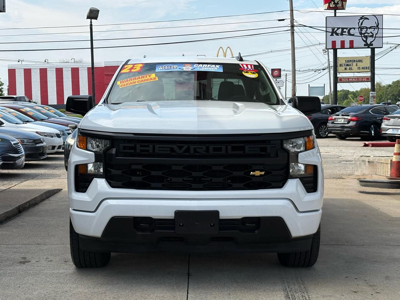 Chevrolet Silverado 1500 Custom Crew Cab 4WD 2023