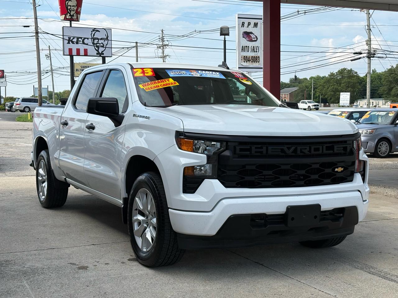 Chevrolet Silverado 1500 Custom Crew Cab 4WD 2023