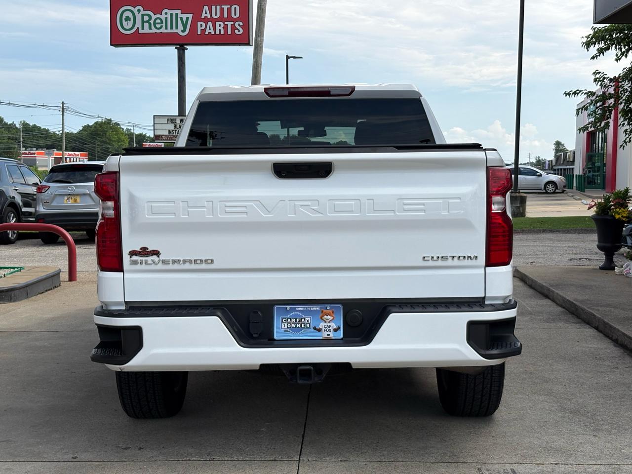 Chevrolet Silverado 1500 Custom Crew Cab 4WD 2023