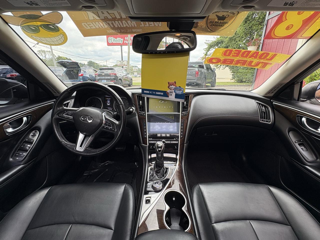 Infiniti Q50 3.0t LUXE 2018