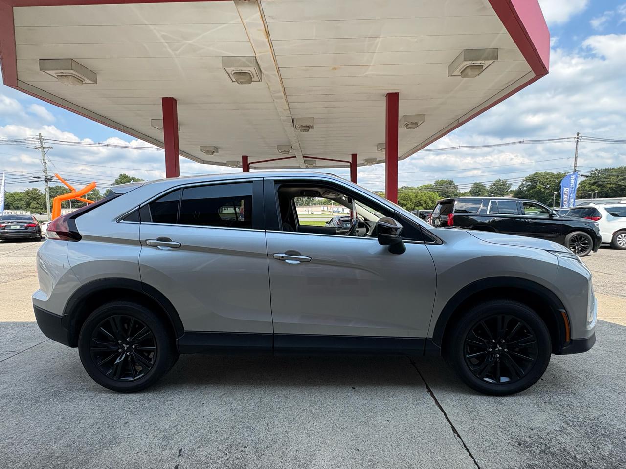 Mitsubishi Eclipse Cross LE AWD 2024