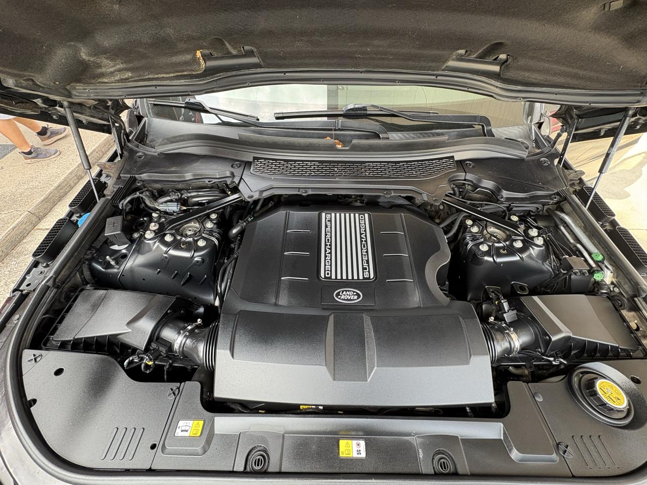 Land Rover Range Rover Sport photo 7
