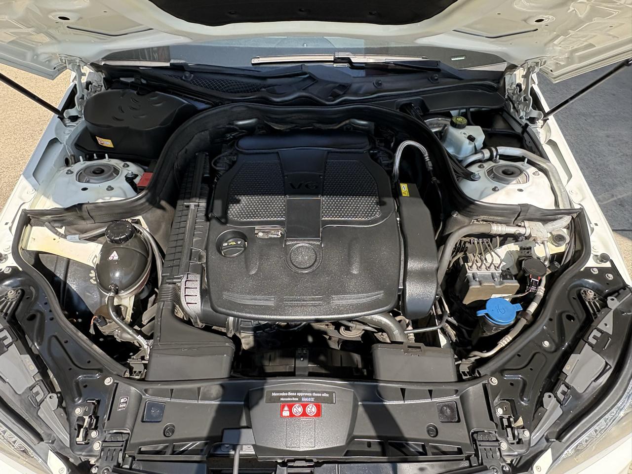 Mercedes-Benz E-Class photo 8