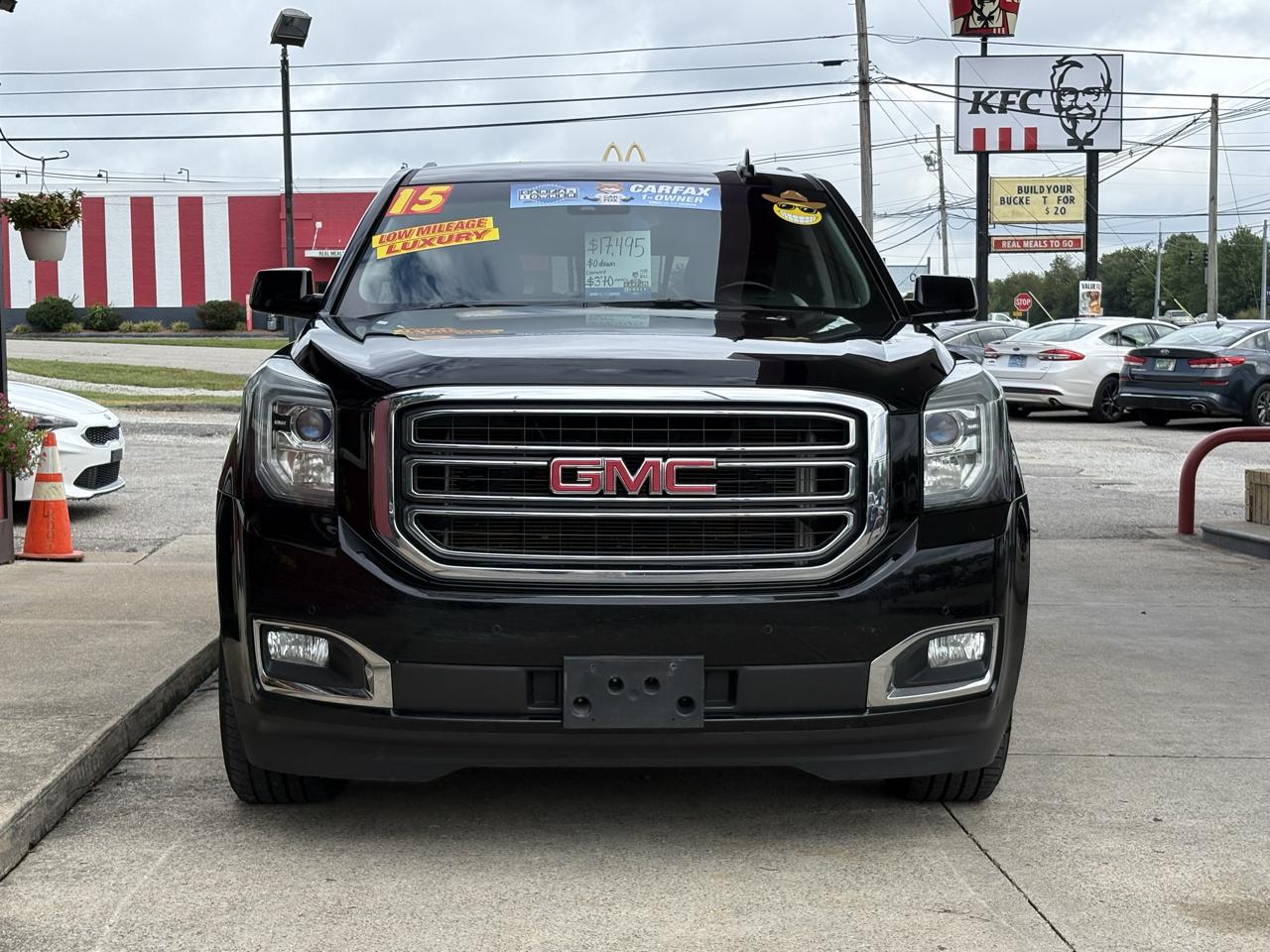 GMC Yukon XL photo 3