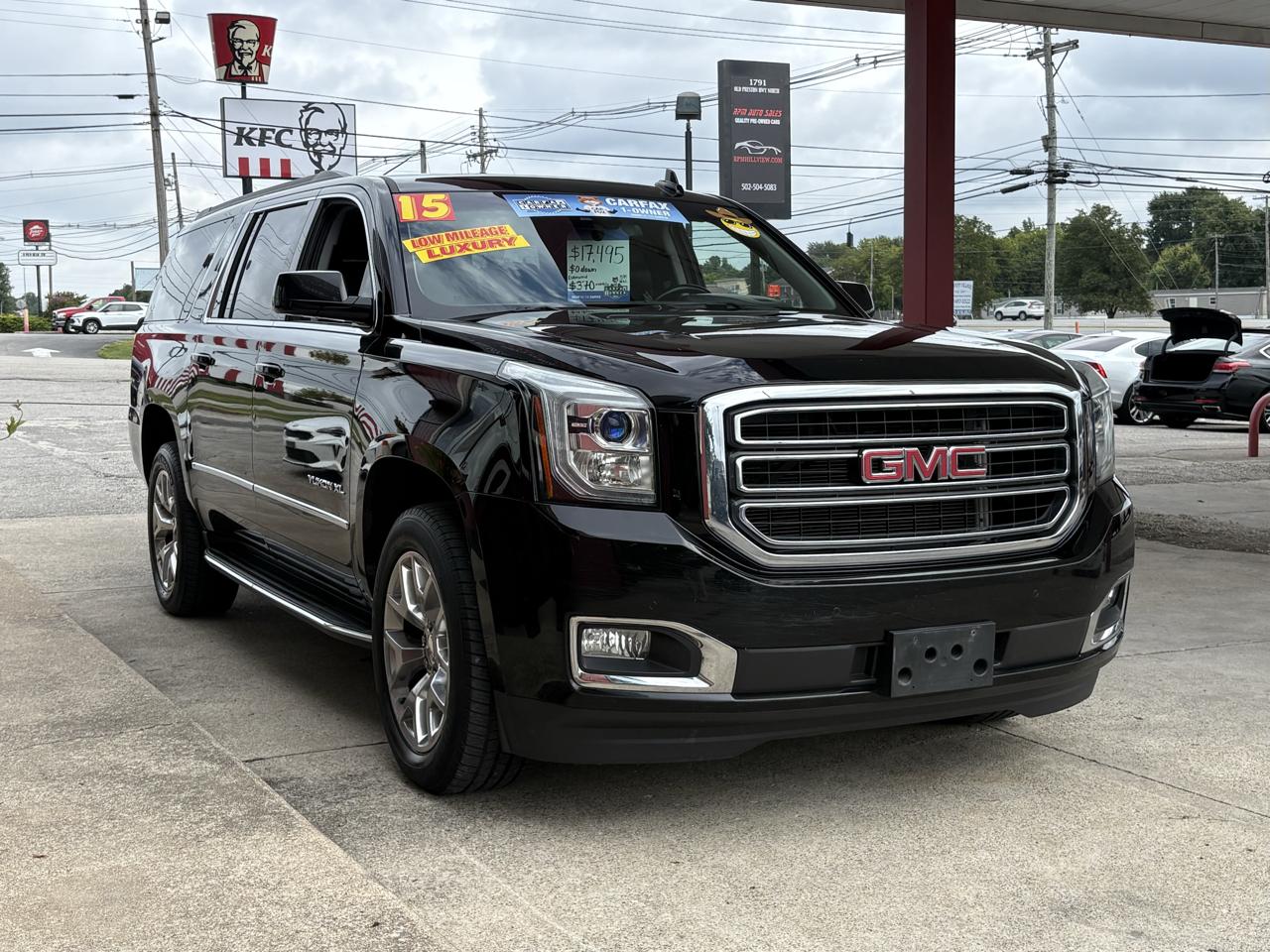 GMC Yukon XL photo 4