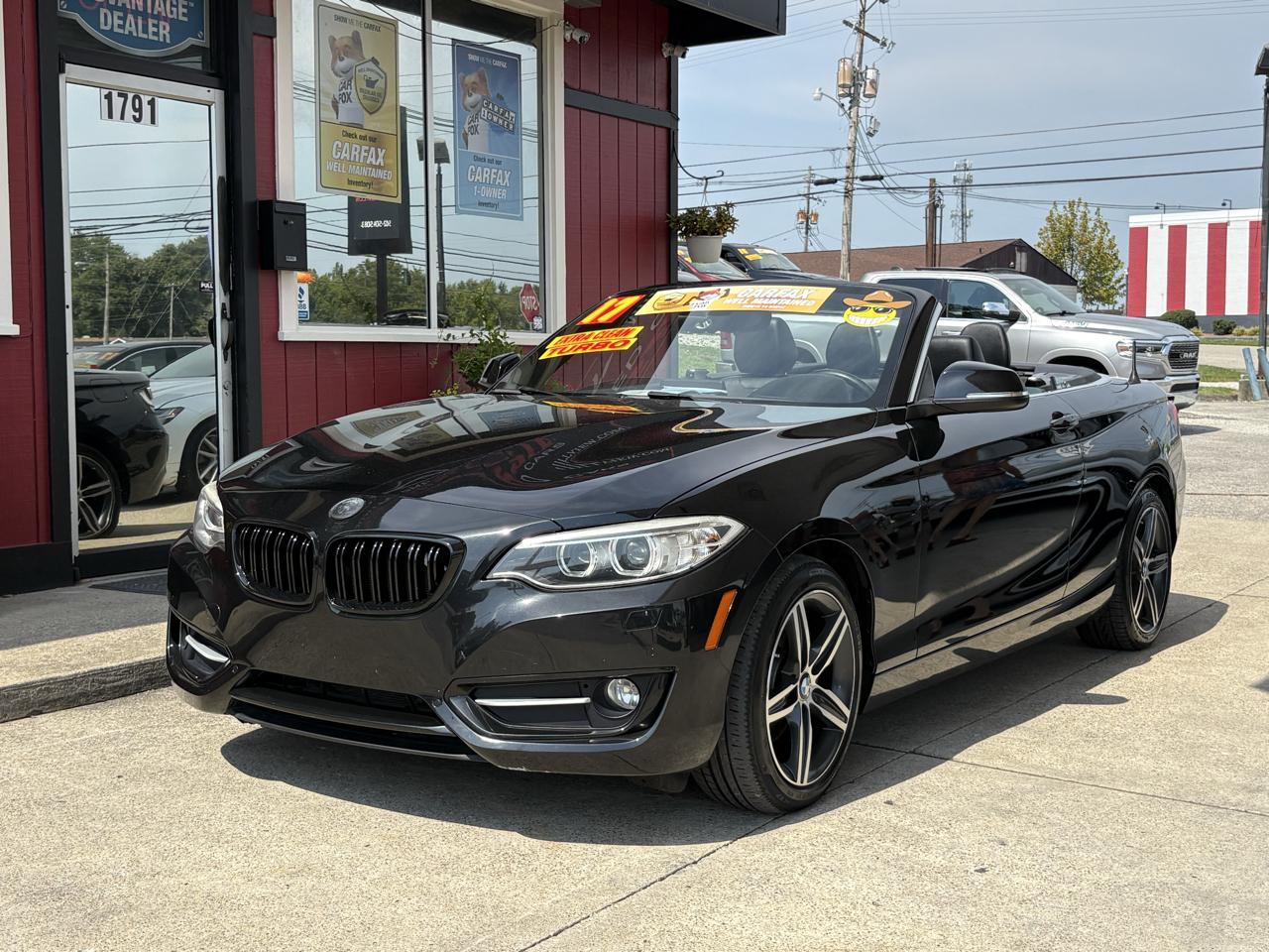 BMW 230i photo 3