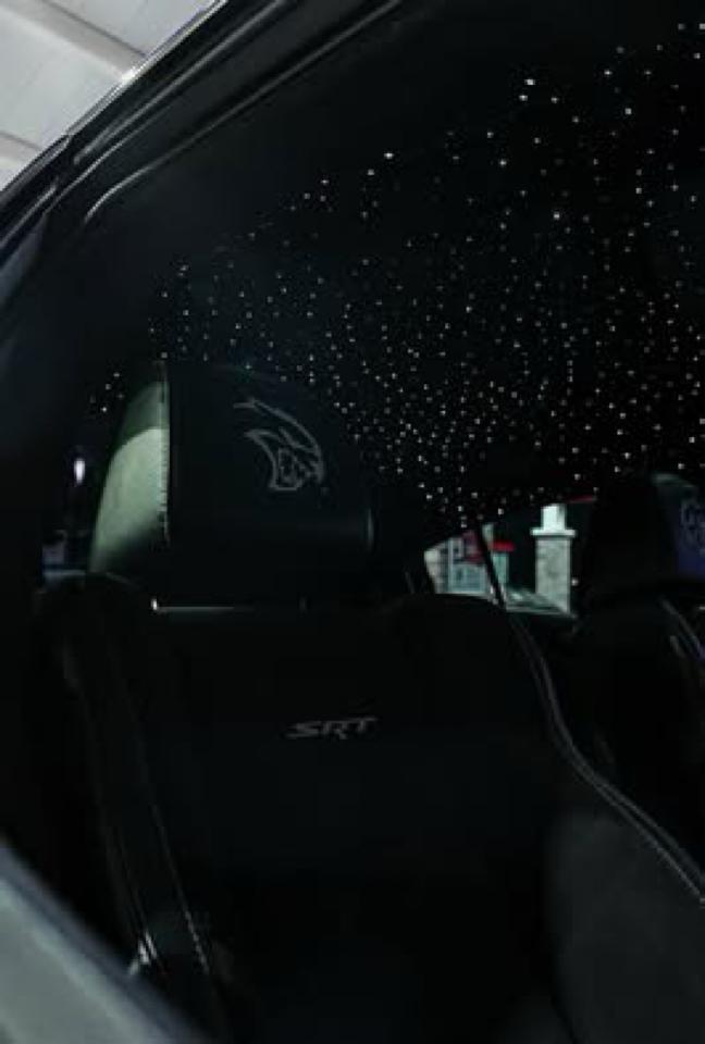 Dodge Charger photo 11