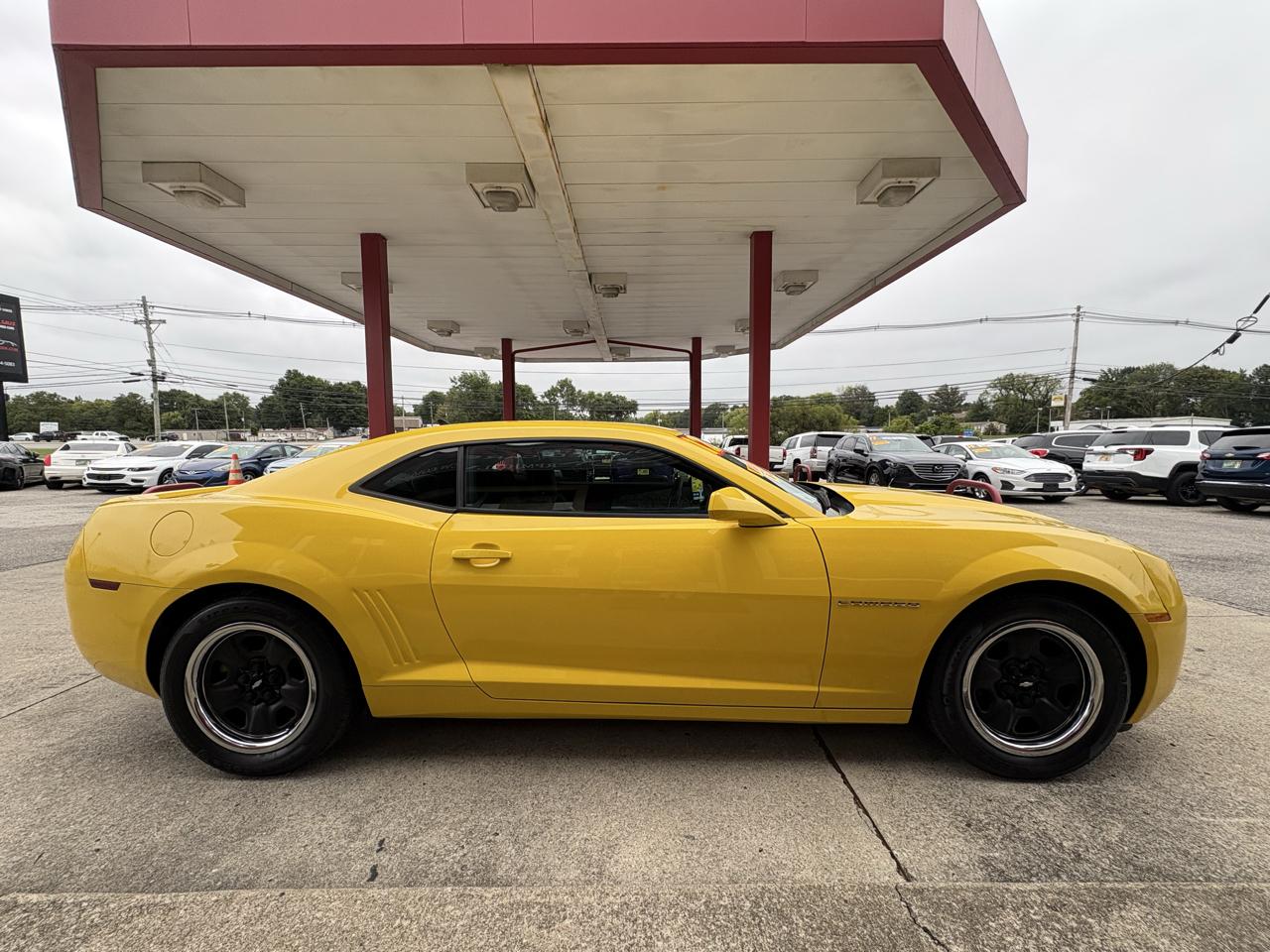 Chevrolet Camaro LS Coupe 2012