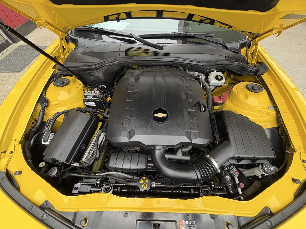 Chevrolet Camaro LS Coupe 2012