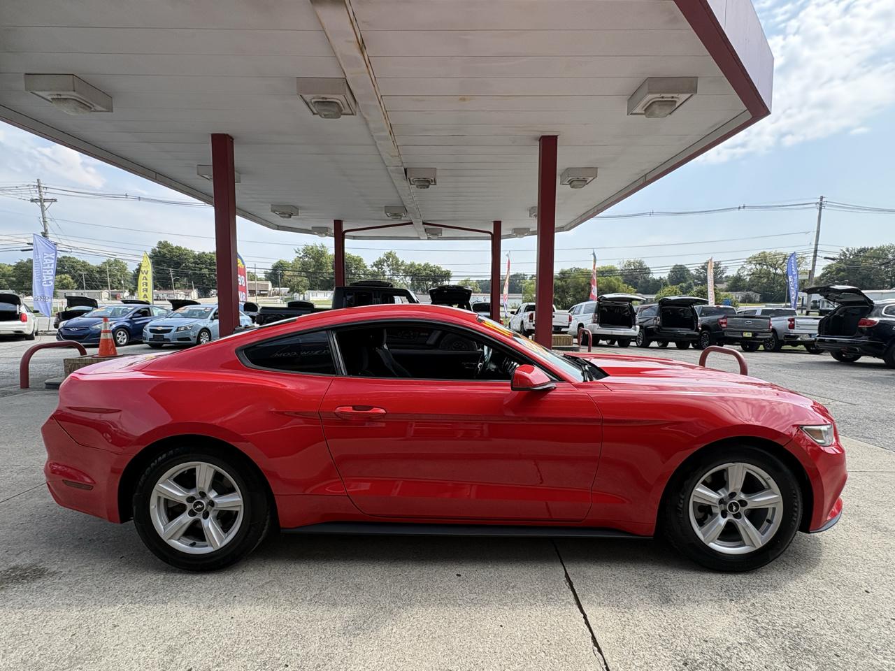 Ford Mustang V6 Coupe 2017