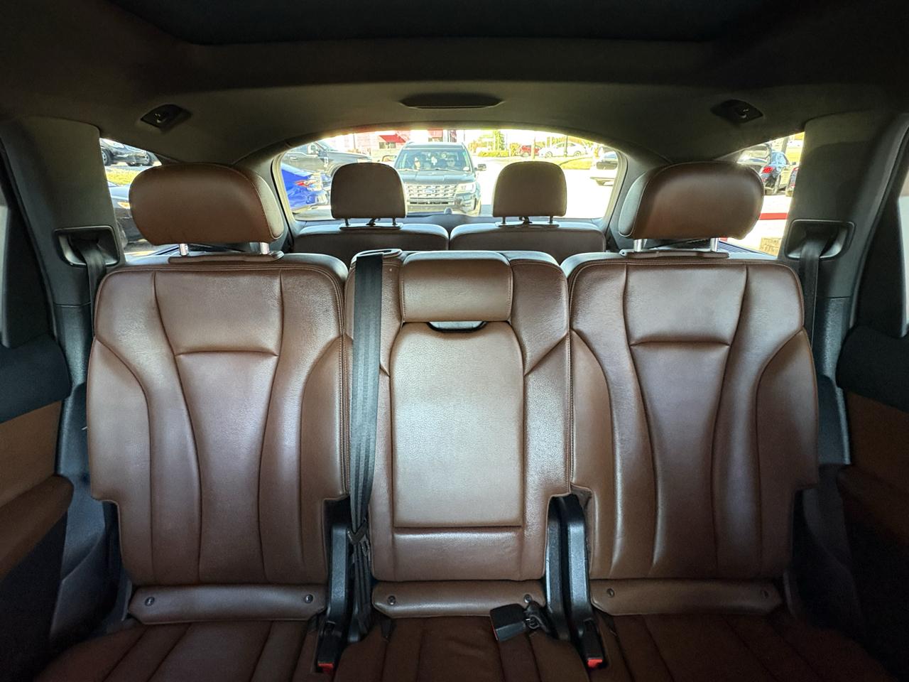 Audi Q7 photo 9