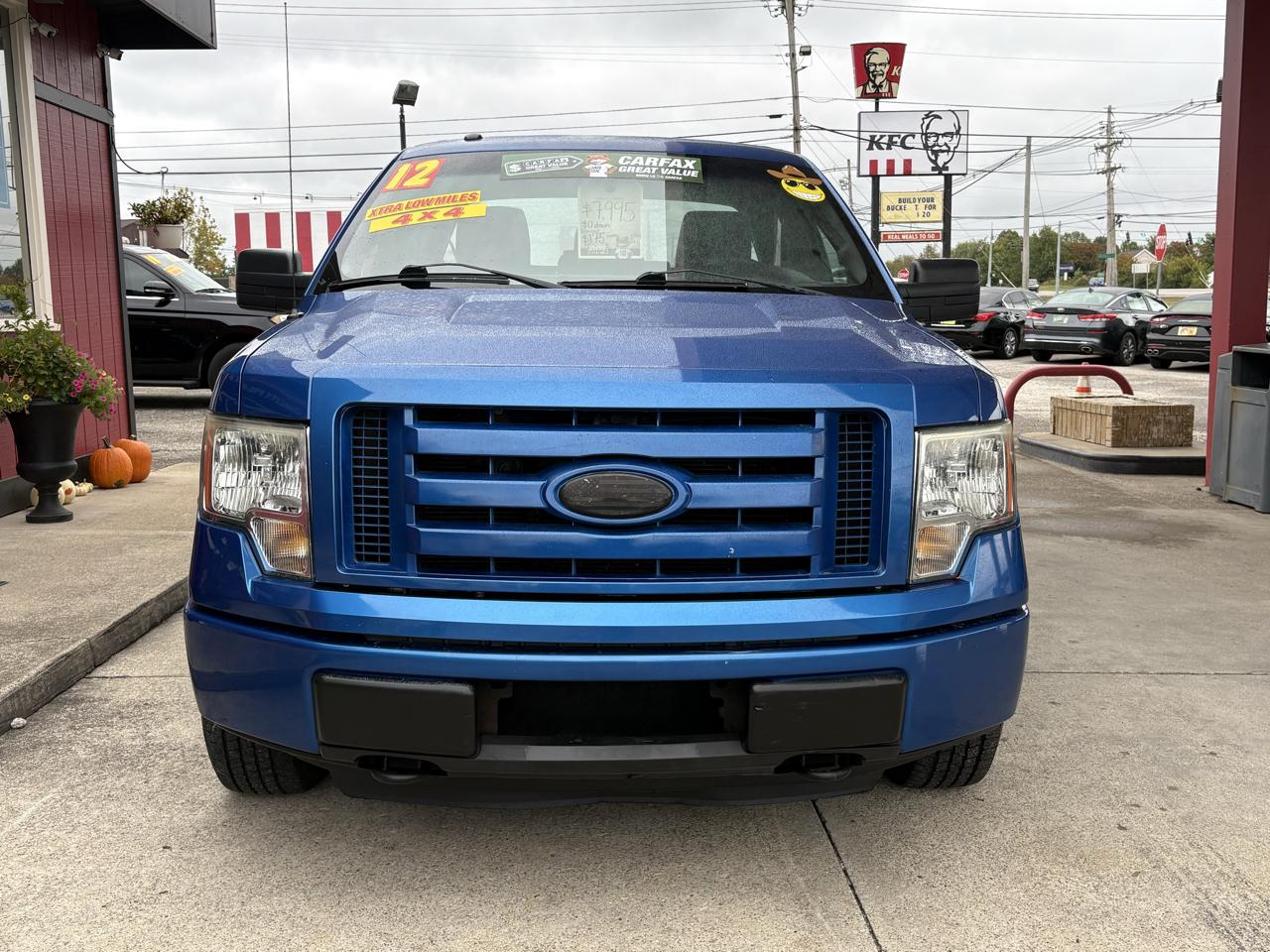 Ford F-150 XL SuperCab 8-ft. Bed 4WD 2012