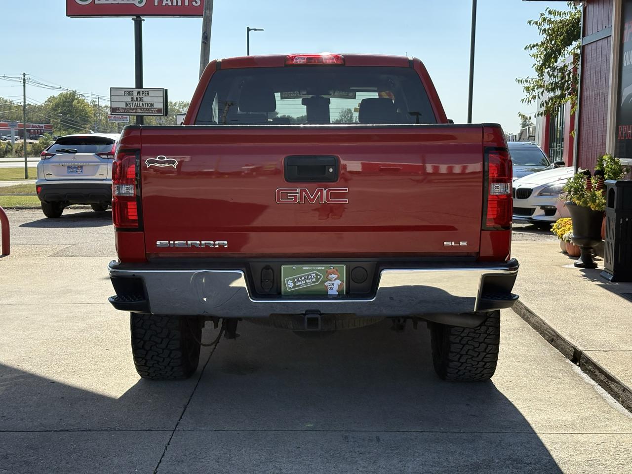 GMC Sierra 1500 SLE Crew Cab Long Box 4WD 2017