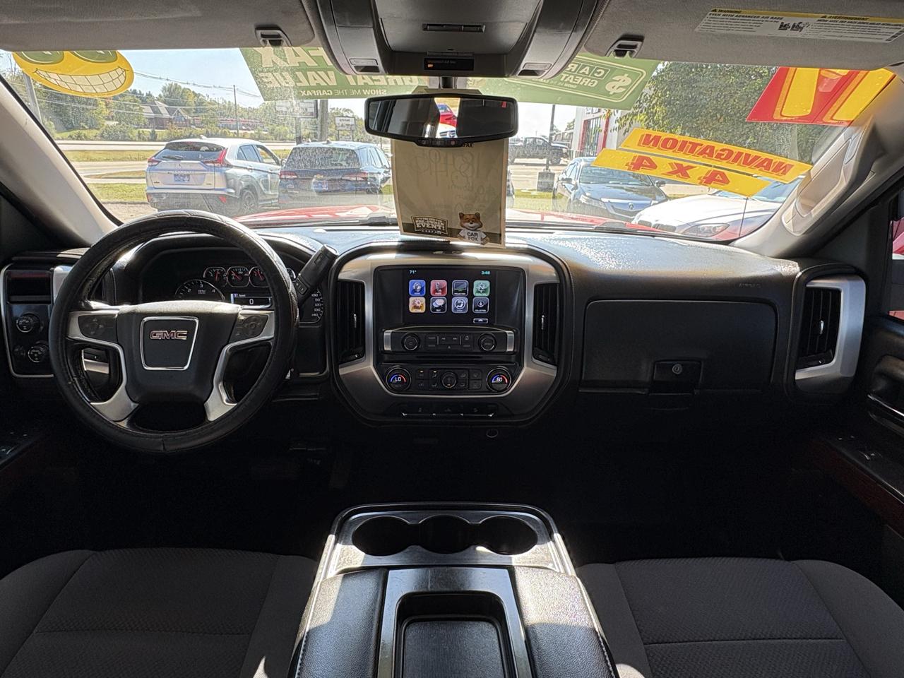 GMC Sierra 1500 SLE Crew Cab Long Box 4WD 2017