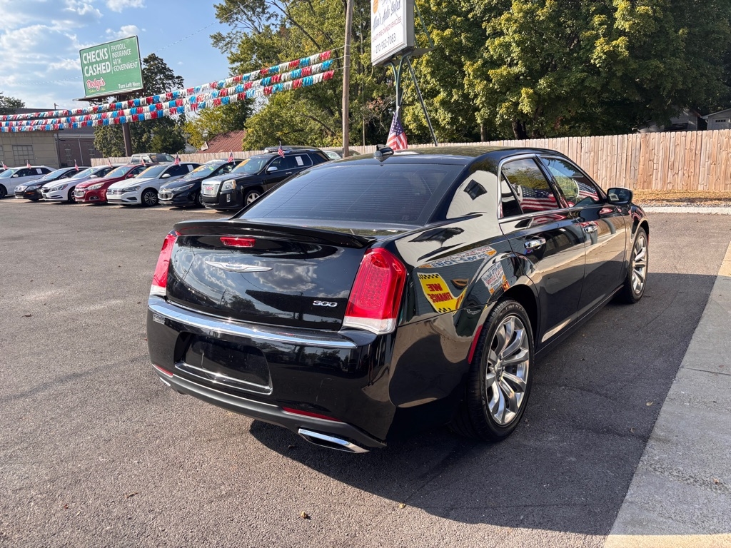 Chrysler 300  2018 Chrysler 300  2018