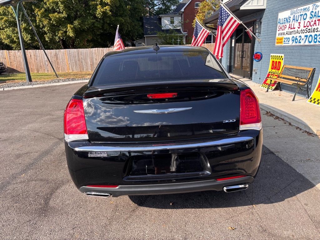 Chrysler 300  2018 Chrysler 300  2018