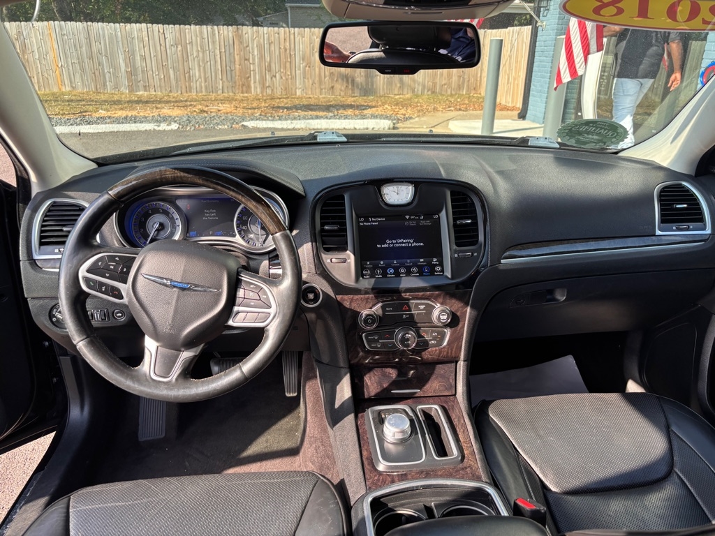 Chrysler 300  2018 Chrysler 300  2018
