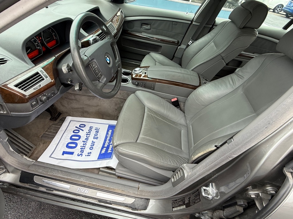 BMW 7-Series  2004