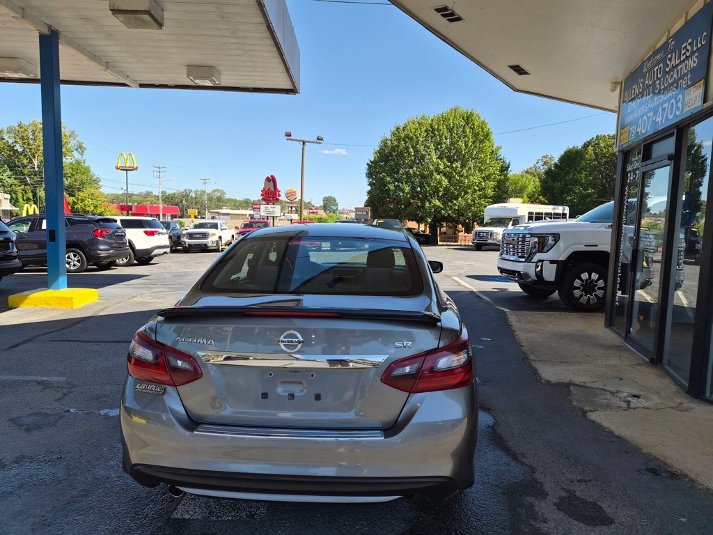 Nissan Altima  2017